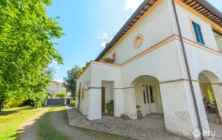 polo-turistico-umbria-villa-fulginia-affitto-vacanza-foligno-01