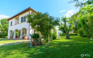 polo-turistico-umbria-villa-fulginia-affitto-vacanza-foligno-76