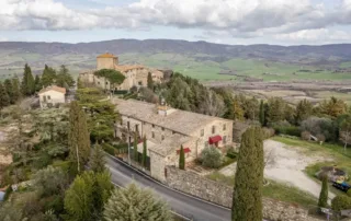 108G-vendita-casale-rustico-val-d-orcia-radicofani-01