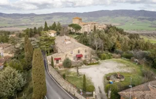 108G-vendita-casale-rustico-val-d-orcia-radicofani-02
