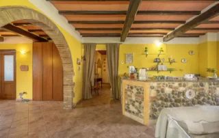 108G-vendita-casale-rustico-val-d-orcia-radicofani-13