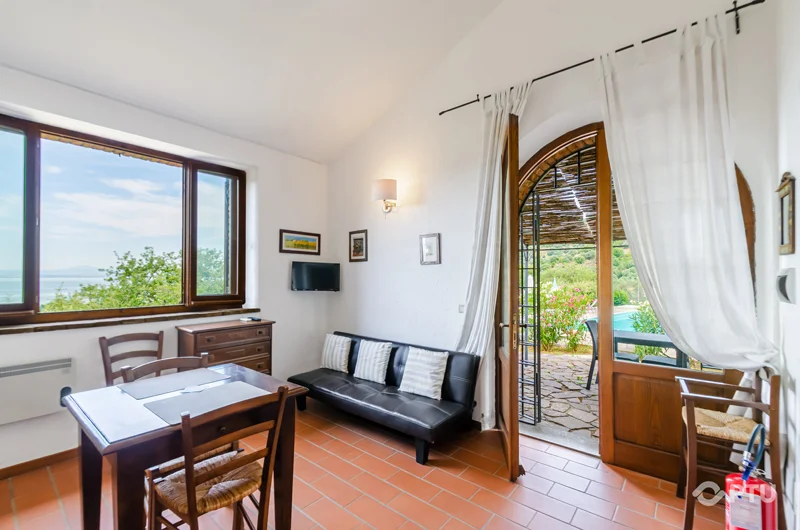 PTU-rustico-piscina-vista-lago-aratro-09